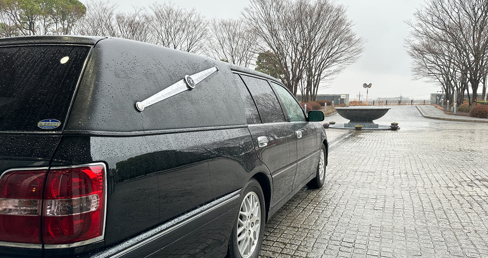 霊柩車