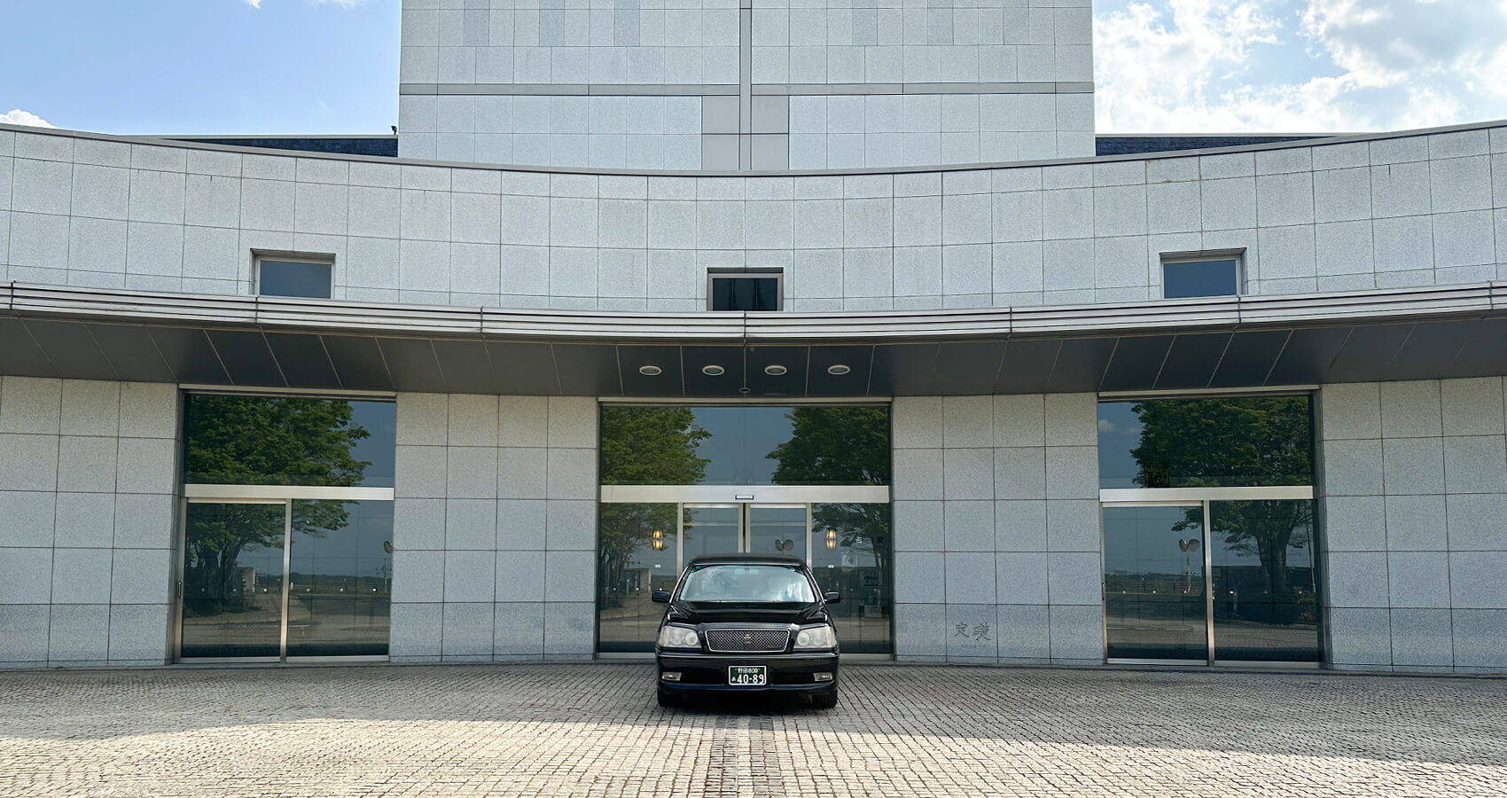 霊柩車