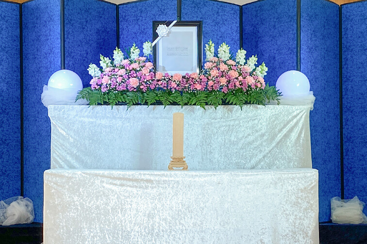 野田家族葬プランの祭壇