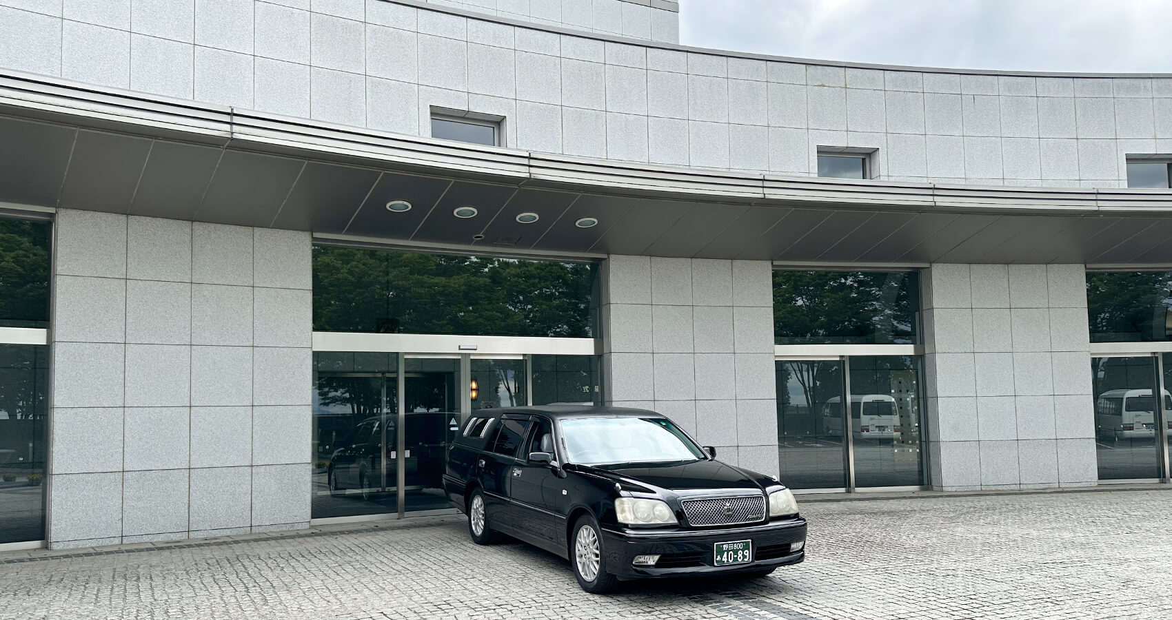 霊柩車
