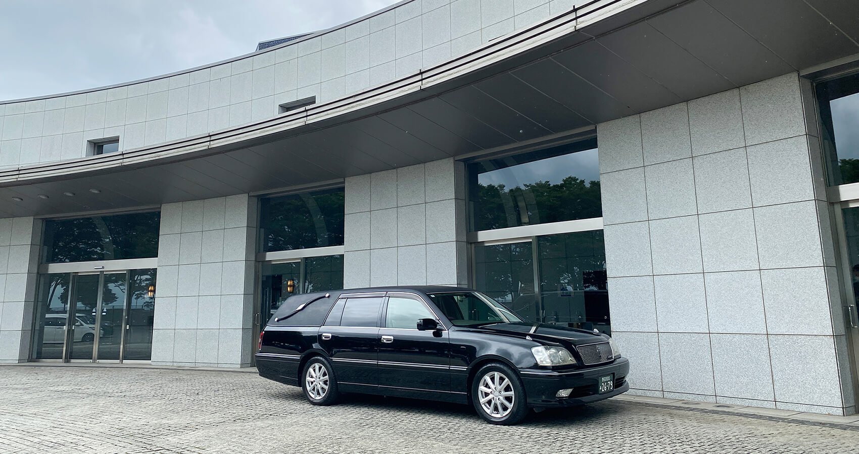 霊柩車