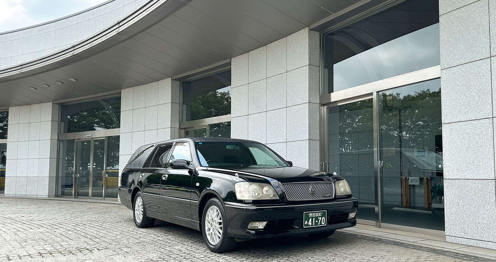 霊柩車